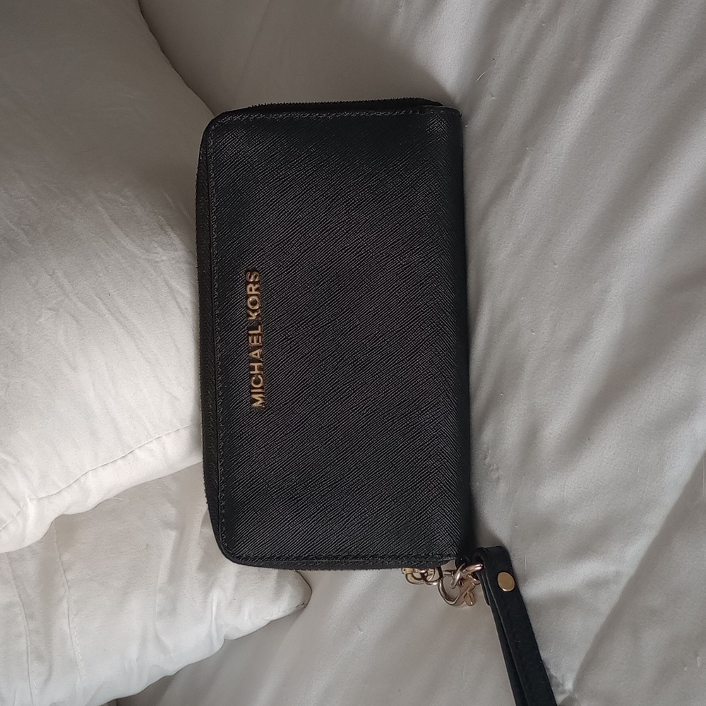 Michael Kors wallet